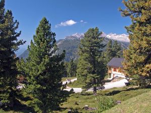 Chalet Berghoamat mit Dachsteinmassiv