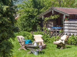 Ferienhaus Osterauer Erl Garten Ansicht