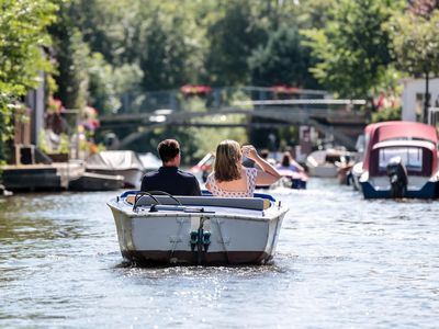 Bootstour durch die Grachten von Friedrichstadt