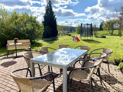 Terrasse mit Gartenblick