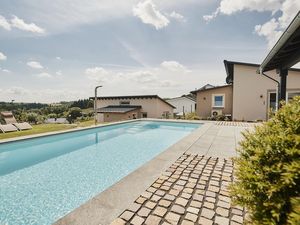 Pool mit Aussicht