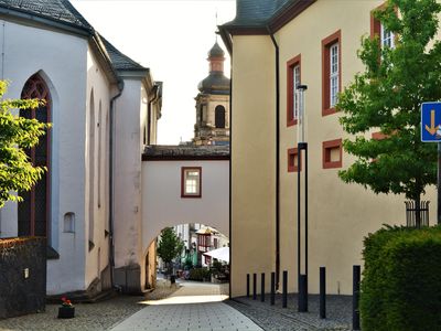 Torbogen am Schloss