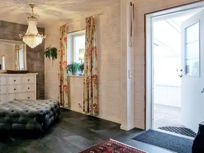 Indoor Indoor