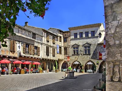 Ville Castelnau de Montmiral Tarn, Lieu Touristiqu