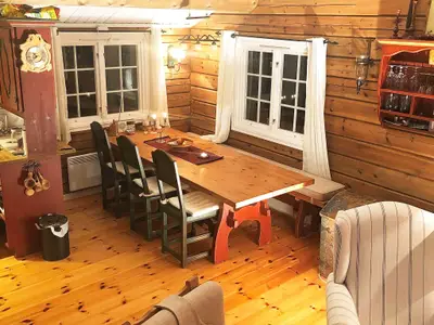 Indoor Indoor