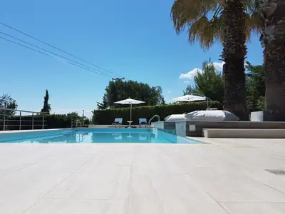 Pool. Bild 3