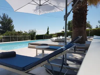 Pool. Bild 8