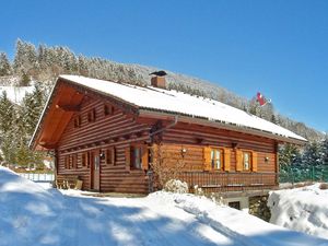 Biohaus-1-Winter-Aussenansicht