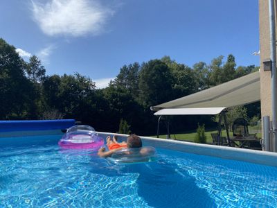 Pool und Garten