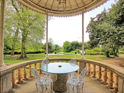 TERRASSE-CHATEAU