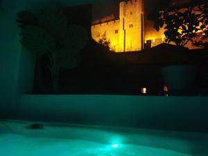 Jaccuzi vue sur la Cité