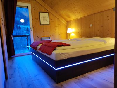 Schlafzimmer 2 mit Eichenholzparkett
