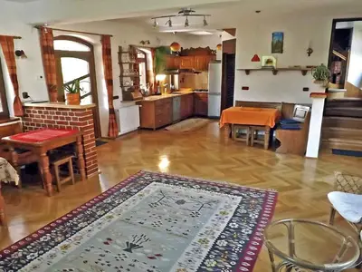 Casa Crina • Ferienhaus-Villa am Fuße der Karpaten bei Sibiu-Hermannstadt, Transsilvanien-Siebenbürgen, Rumänien