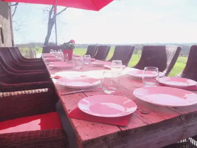 Terrasse. Essbereich auf der Terrasse