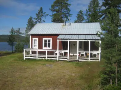 Hjortronstuga mit Terrasse