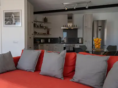 Wohnbereich. Wohnzimmer und die Küche/Essbereich.