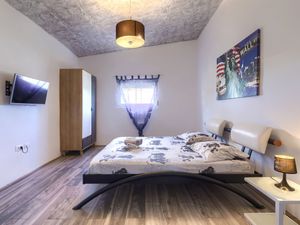 23851910-Ferienhaus-6--300x225-1