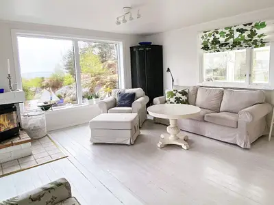 Indoor Indoor