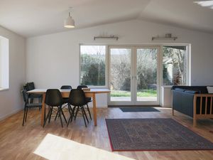 23348618-Ferienhaus-8--300x225-2