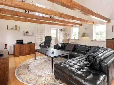 Indoor Indoor