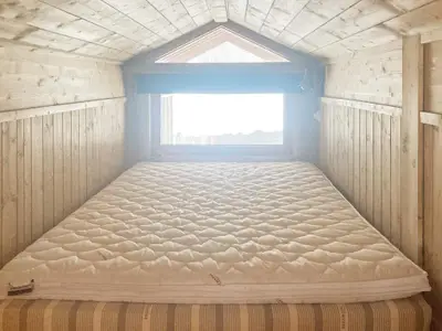Indoor Indoor
