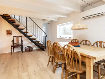 Indoor Indoor