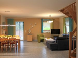 23871043-Ferienhaus-5--300x225-2