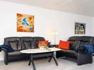 23877763-Ferienhaus-6--300x225-1