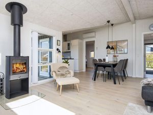 21604621-Ferienhaus-6--300x225-1