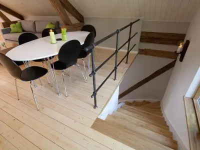 Treppe zum Untergeschoss