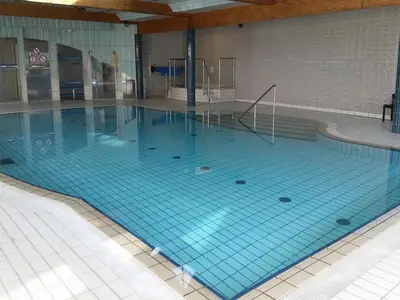 PoolOfHouse