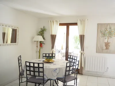 DiningRoom