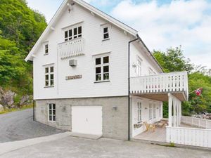 23453197-Ferienhaus-8--300x225-3