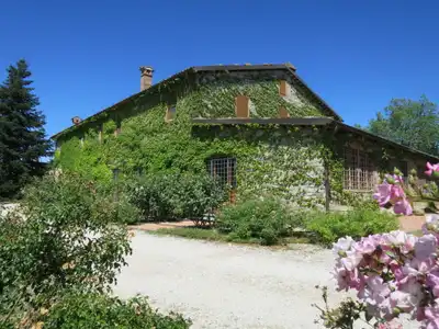 exterior exterior