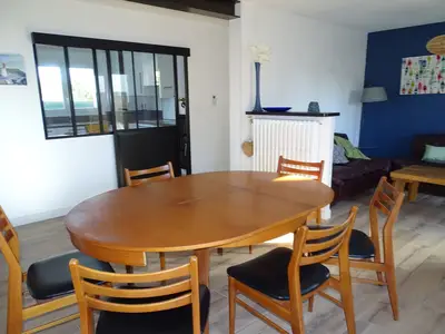 DiningRoom