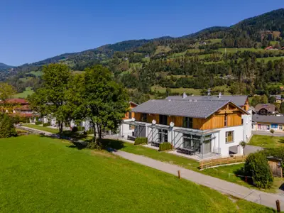 Außenseite Ferienhaus [Sommer]