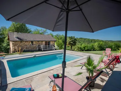 Pool des Ferienhauses
