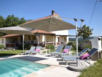 Pool des Ferienhauses