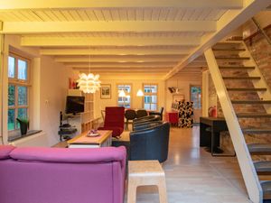 23896877-Ferienhaus-7--300x225-3