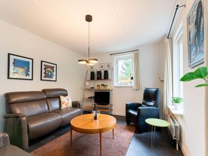 23511878-Ferienhaus-6--300x225-1