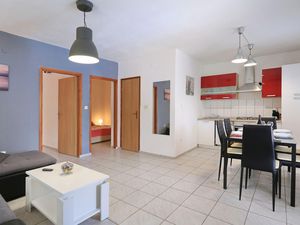 23737942-Ferienhaus-6--300x225-4