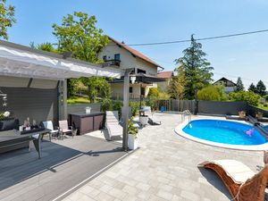 23745047-Ferienhaus-8--300x225-0