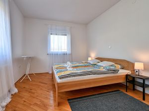 23759041-Ferienhaus-6--300x225-5