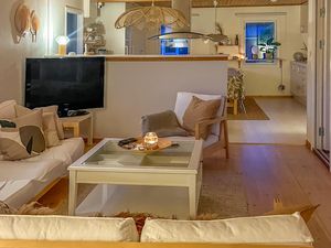 23764270-Ferienhaus-6--300x225-1