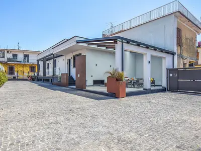 house house