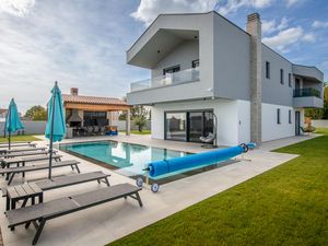 Ferienhaus für 9 Personen (220 m²)