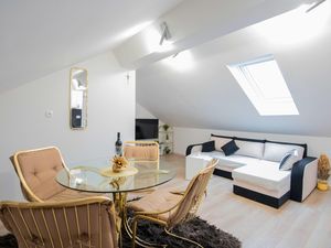 24001689-Ferienhaus-8--300x225-5