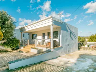 house house