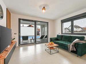 24003418-Ferienhaus-6--300x225-1