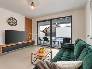 24003418-Ferienhaus-6--300x225-3